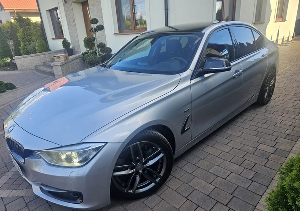 BMW Seria 3 cena 49900 przebieg: 250000, rok produkcji 2012 z Sieradz małe 106